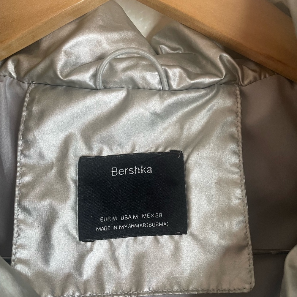 Bershka Metallic Silver Puffer Jacket - Picture 2 of 9